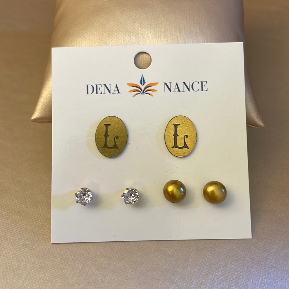 Brand New Dena Nance “L” initial studs plus other studs set